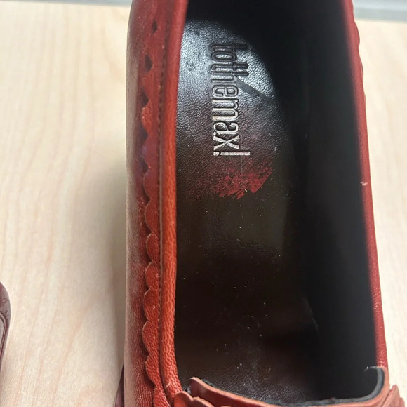 To the Max red leather platform loafers size 8 great used condition. Academia - Picture 7 of 12